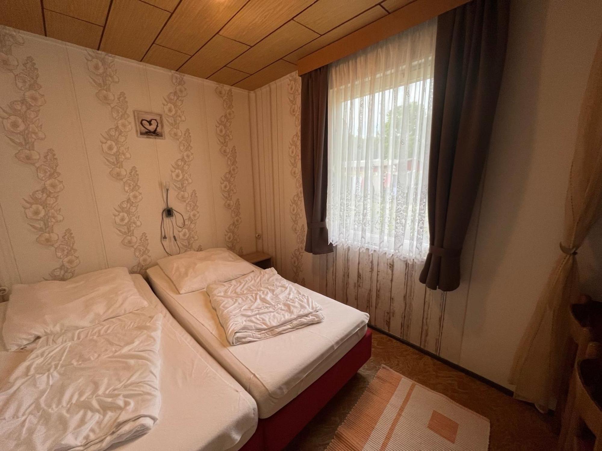 Ferien-Bungalow Im Seebad Ueckermuendeot Bellin Bagian luar foto